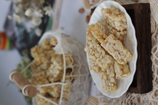 花生酥糖的做法-甜味烘焙菜譜