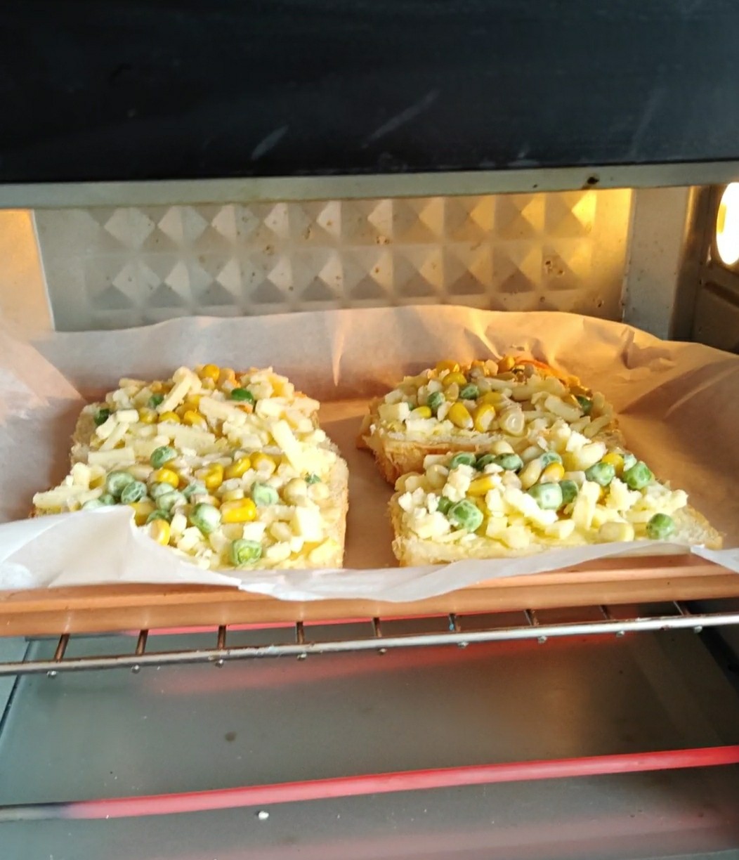 榴蓮吐司的做法-甜味烤菜譜