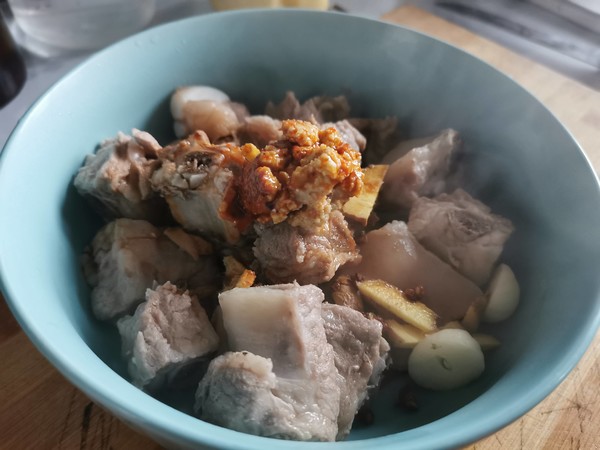 土豆燒排骨的做法-家常味燒菜譜