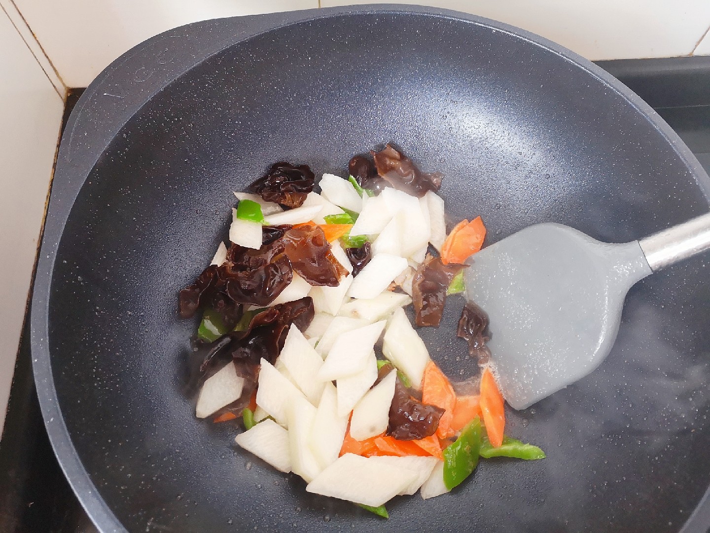 山藥炒肉片的做法-家常味炒菜譜