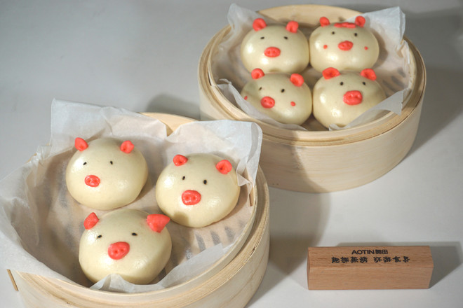 胖嘟嘟的小豬奶黃包的做法-甜味蒸菜譜
