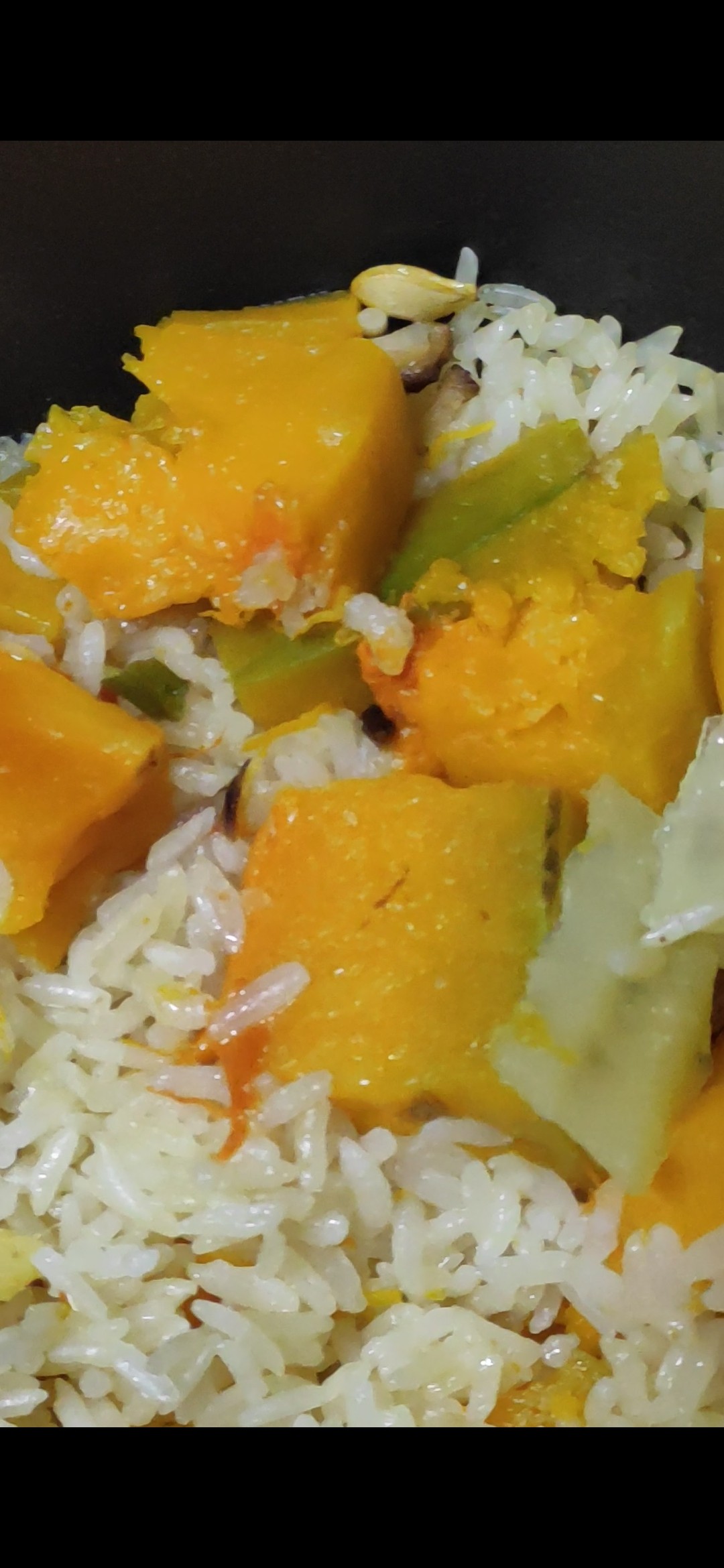 臘肉南瓜燜飯的做法-家常味煮菜譜