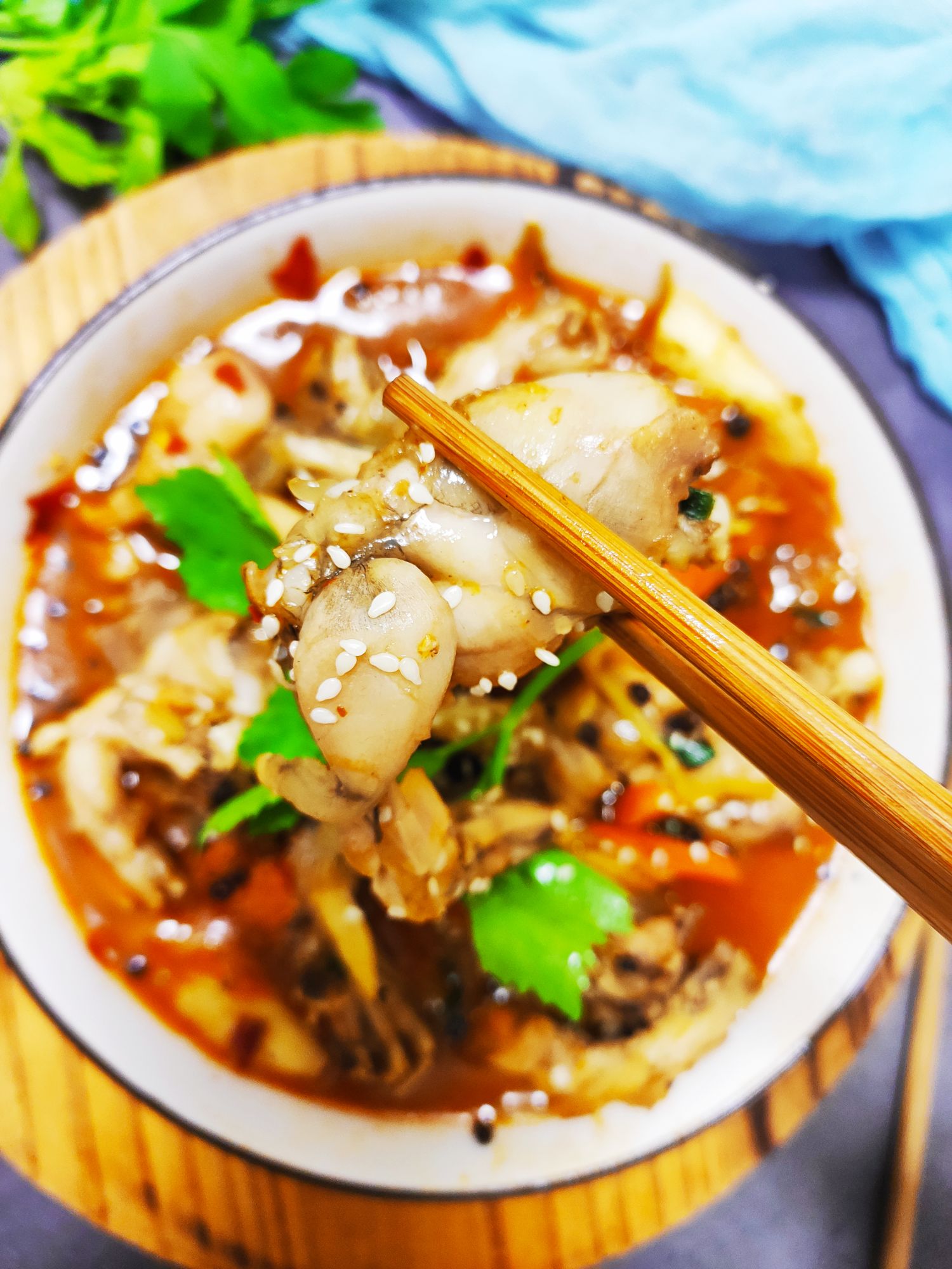 麻辣田雞！秒殺飯店！吃到撐的做法-香辣味煮菜譜