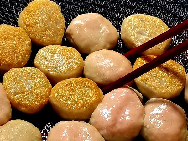 草魚餅的做法-咸鮮味煎菜譜