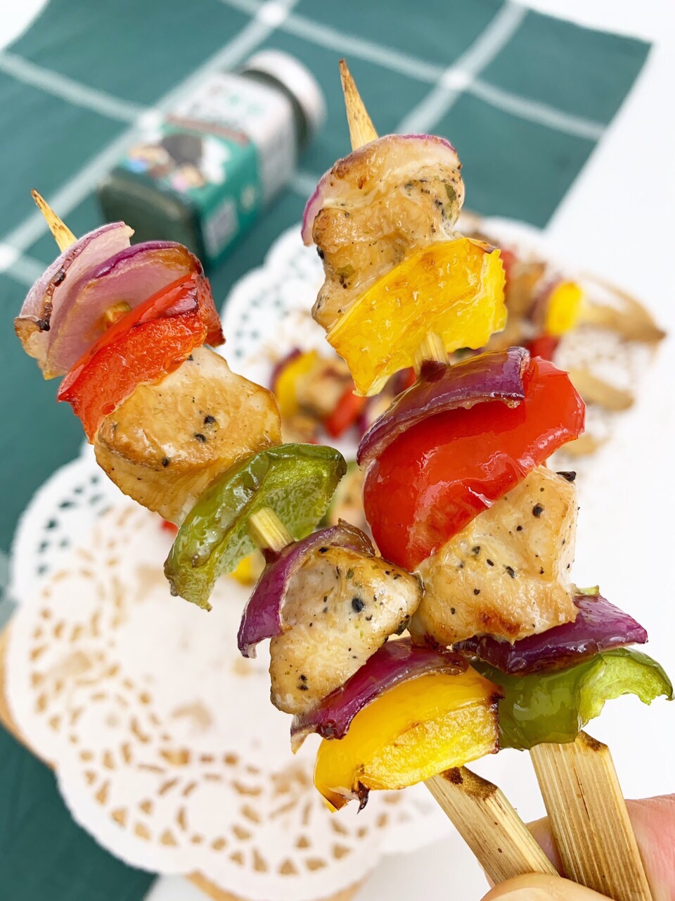 寶寶輔食 圣誕彩椒雞肉串的做法-家常味烤菜譜-易網健康養生網 寶寶輔食 圣誕彩椒雞肉串的做法-家常味烤菜譜