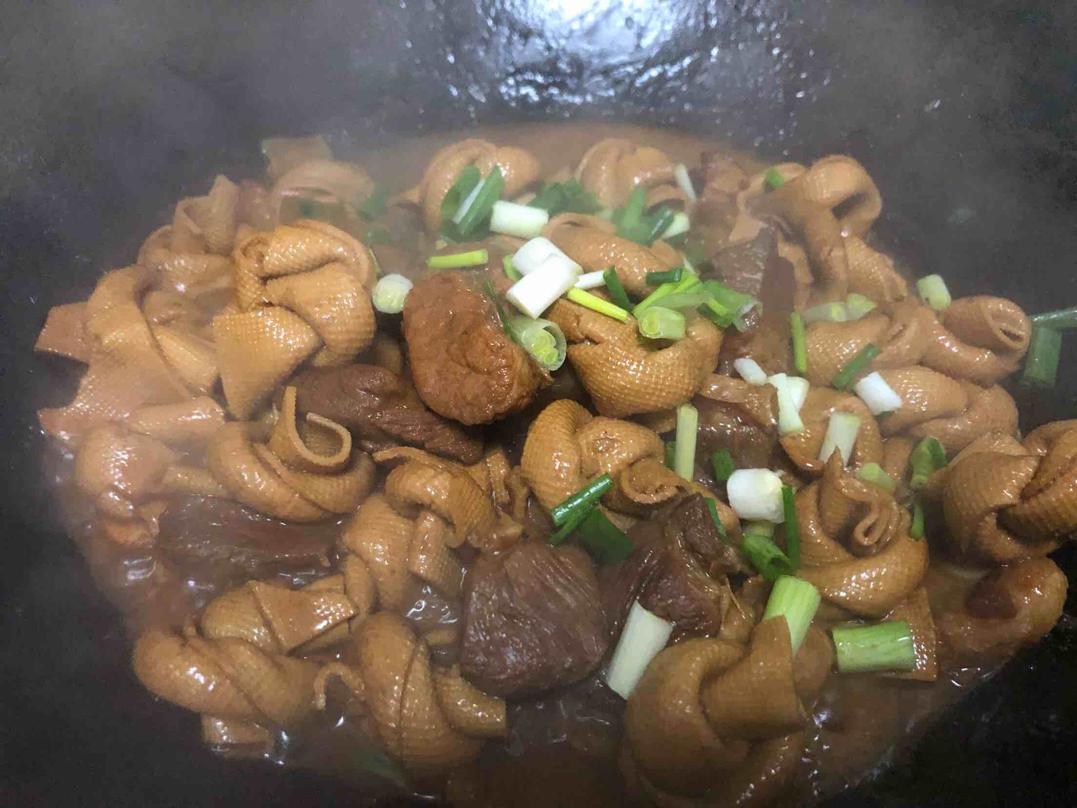 百葉結燒肉的做法-家常味燒菜譜