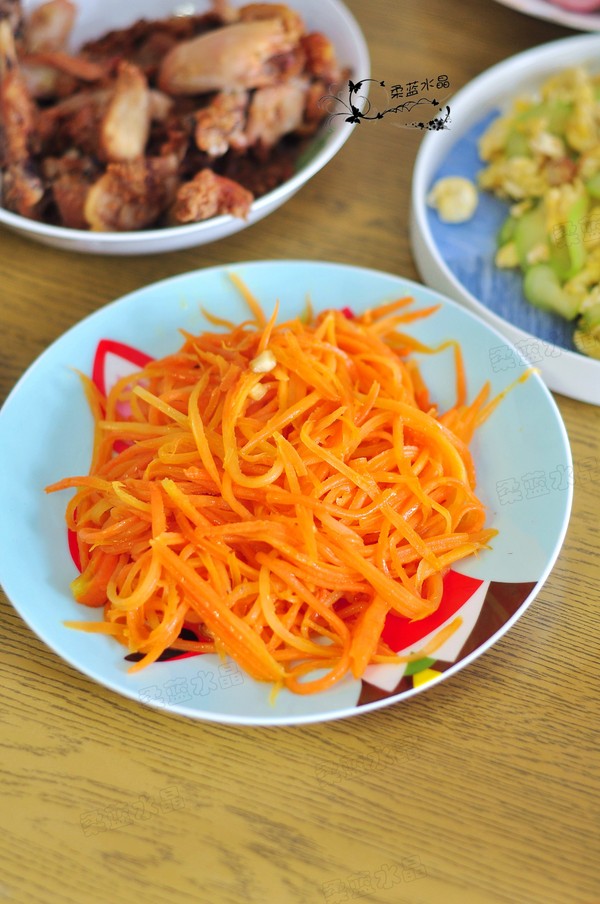 清炒胡蘿卜絲的做法-家常味炒菜譜