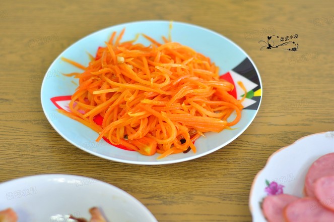 清炒胡蘿卜絲的做法-家常味炒菜譜