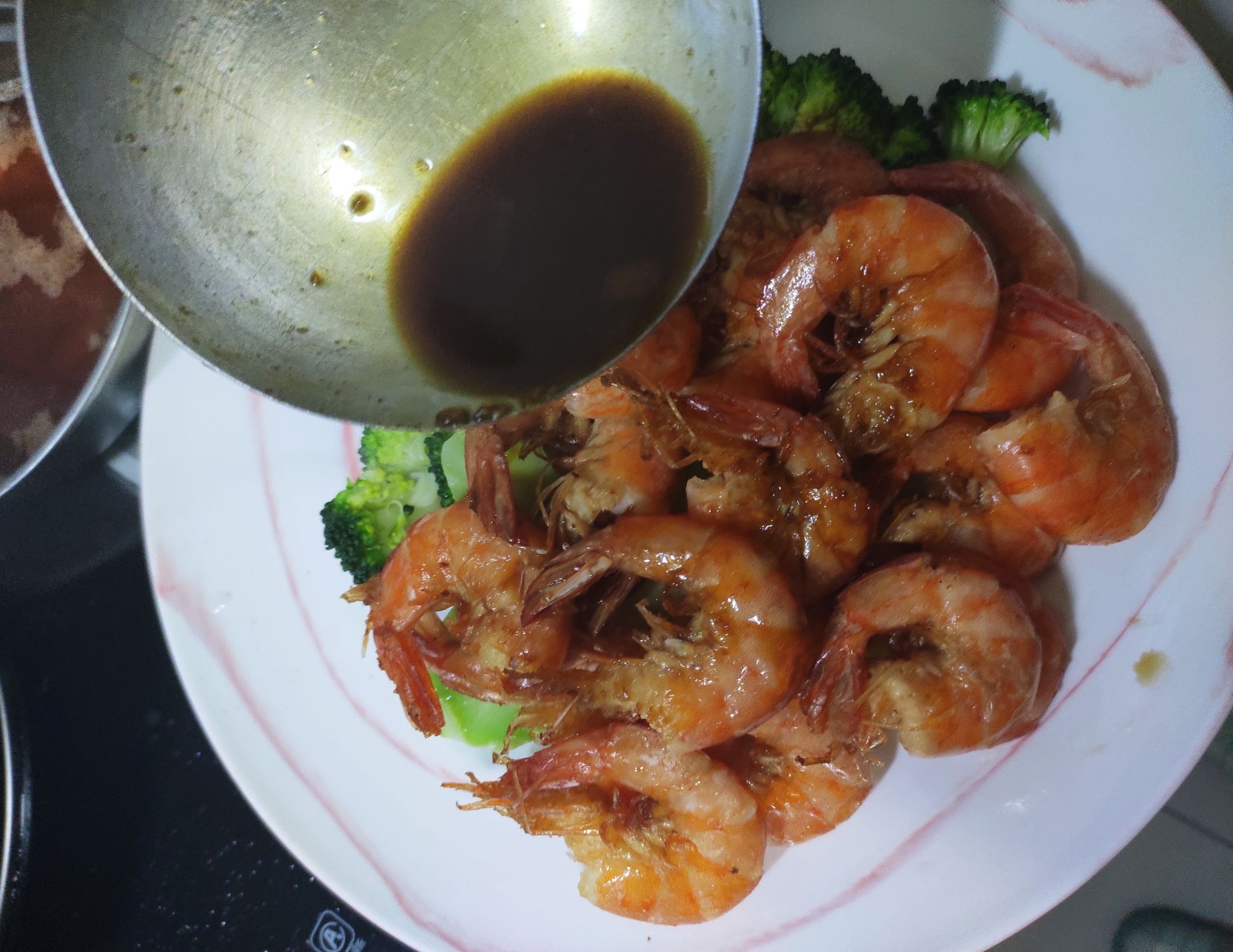 醬汁大蝦的做法-醬香味炸菜譜