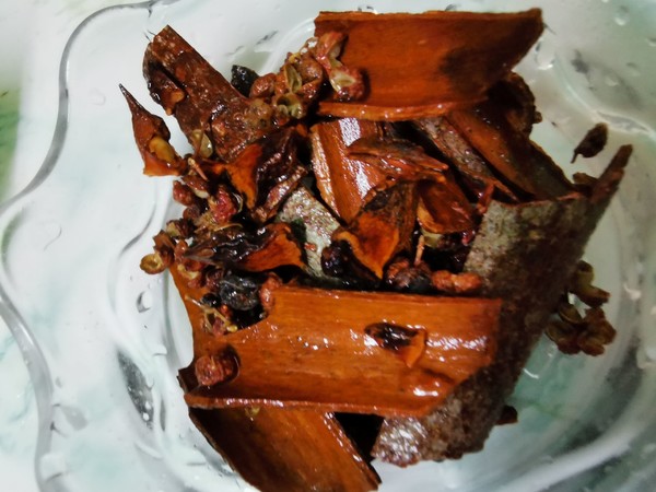 變裝簡版佛跳墻的做法-家常味燜菜譜