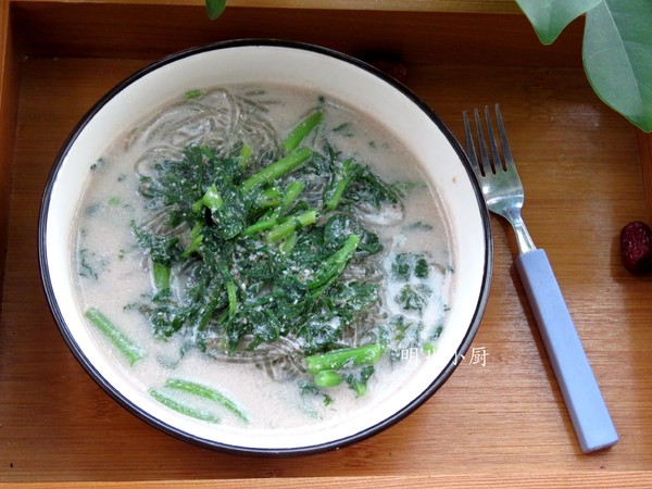 燉茼蒿的做法-家常味煮菜譜