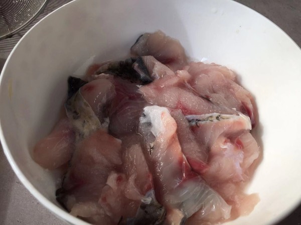 酸湯魚(yú)片的做法-酸辣味煮菜譜