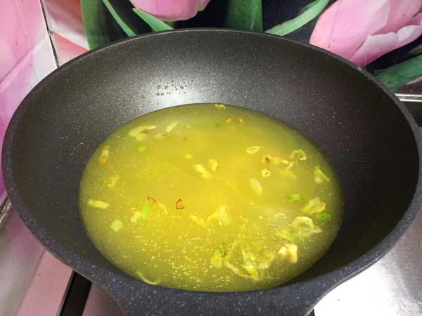 酸湯魚(yú)片的做法-酸辣味煮菜譜