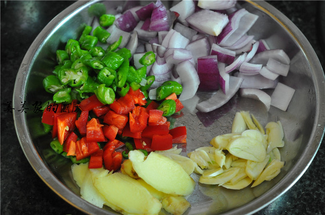 三汁燜魚的做法-香辣味燜菜譜