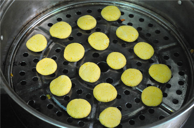 燒南瓜餅的做法-家常味煮菜譜