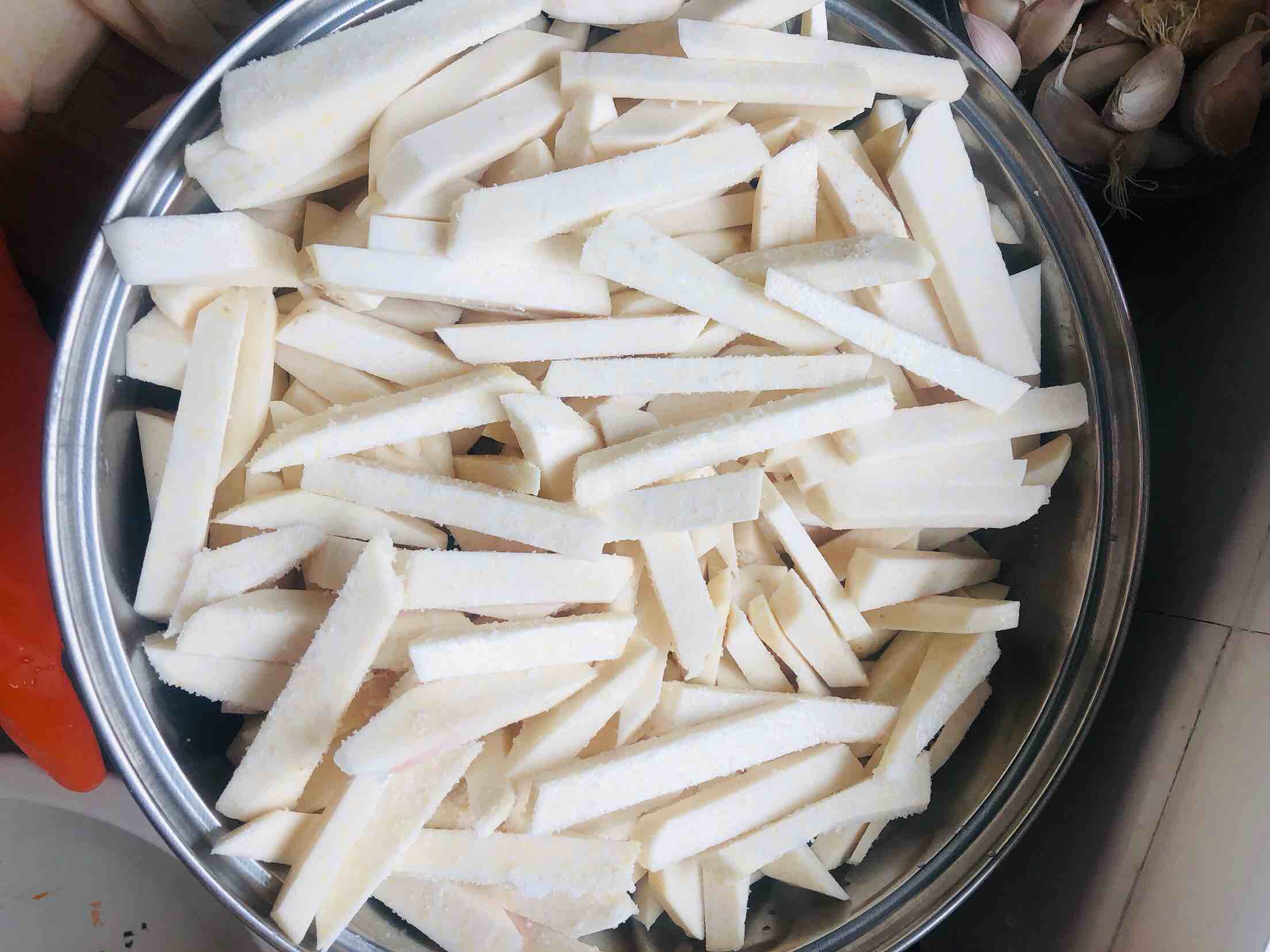 糟菜燴芋頭的做法-酸辣味燒菜譜-易網健康養生網 糟菜燴芋頭的做法-酸辣味燒菜譜