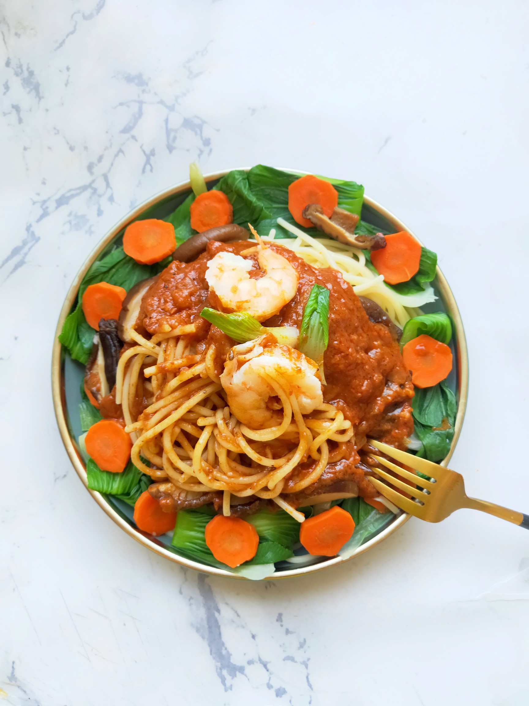 意大利肉醬鮮蝦面的做法-咸鮮味煮菜譜