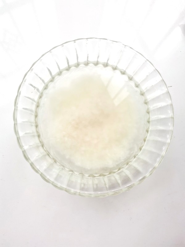 雞腿臘腸煲仔飯的做法-咸鮮味煮菜譜