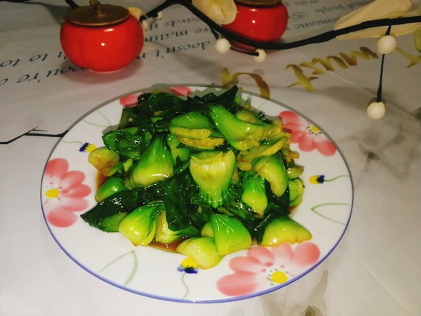 清炒小油菜的做法-家常味炒菜譜-易網健康養生網 清炒小油菜的做法-家常味炒菜譜