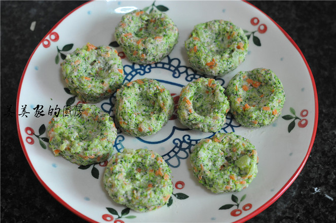 澆汁西藍花盞的做法-家常味蒸菜譜