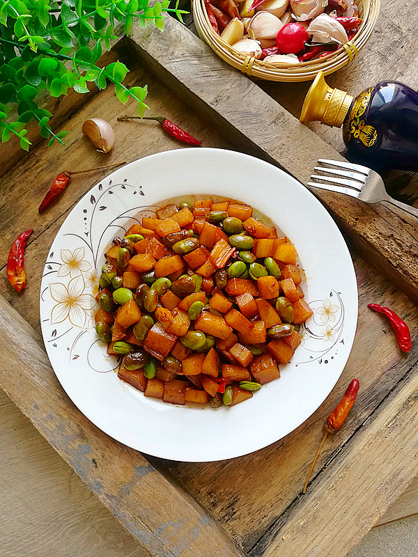 青豆炒土豆的做法-家常味炒菜譜