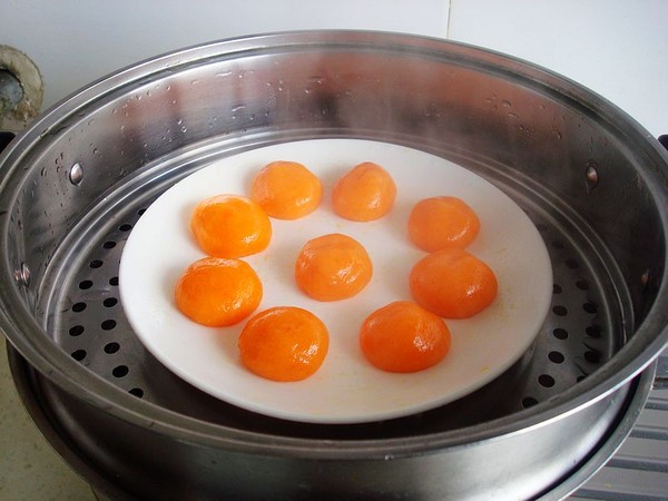 蒸胡蘿卜丸子的做法-甜味蒸菜譜