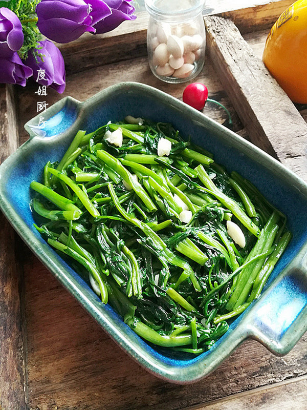 爆炒通菜的做法-家常味炒菜譜