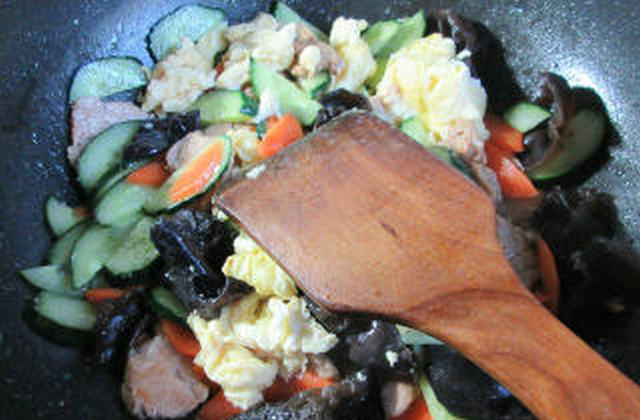 木須里脊肉的做法-家常味炒菜譜