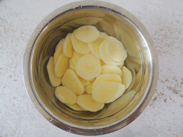 涼拌土豆片的做法-家常味拌菜譜-易網健康養生網 涼拌土豆片的做法-家常味拌菜譜