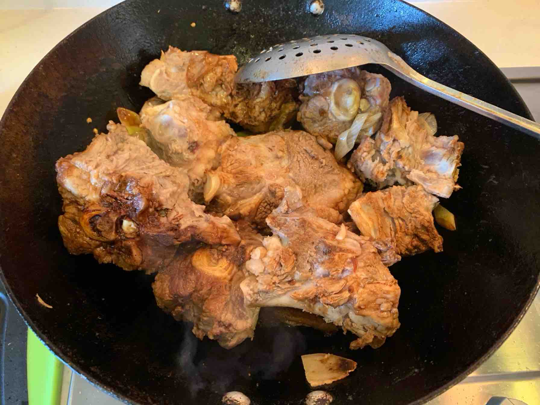 麻辣羊蝎子火鍋的做法-麻辣味燉菜譜