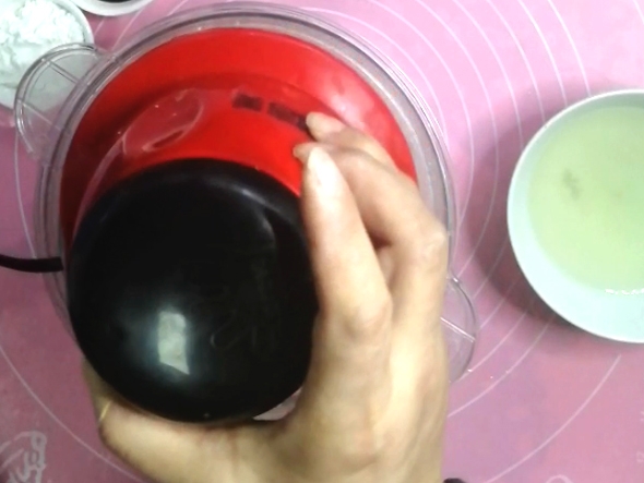 自制魚丸的做法-咸鮮味煮菜譜