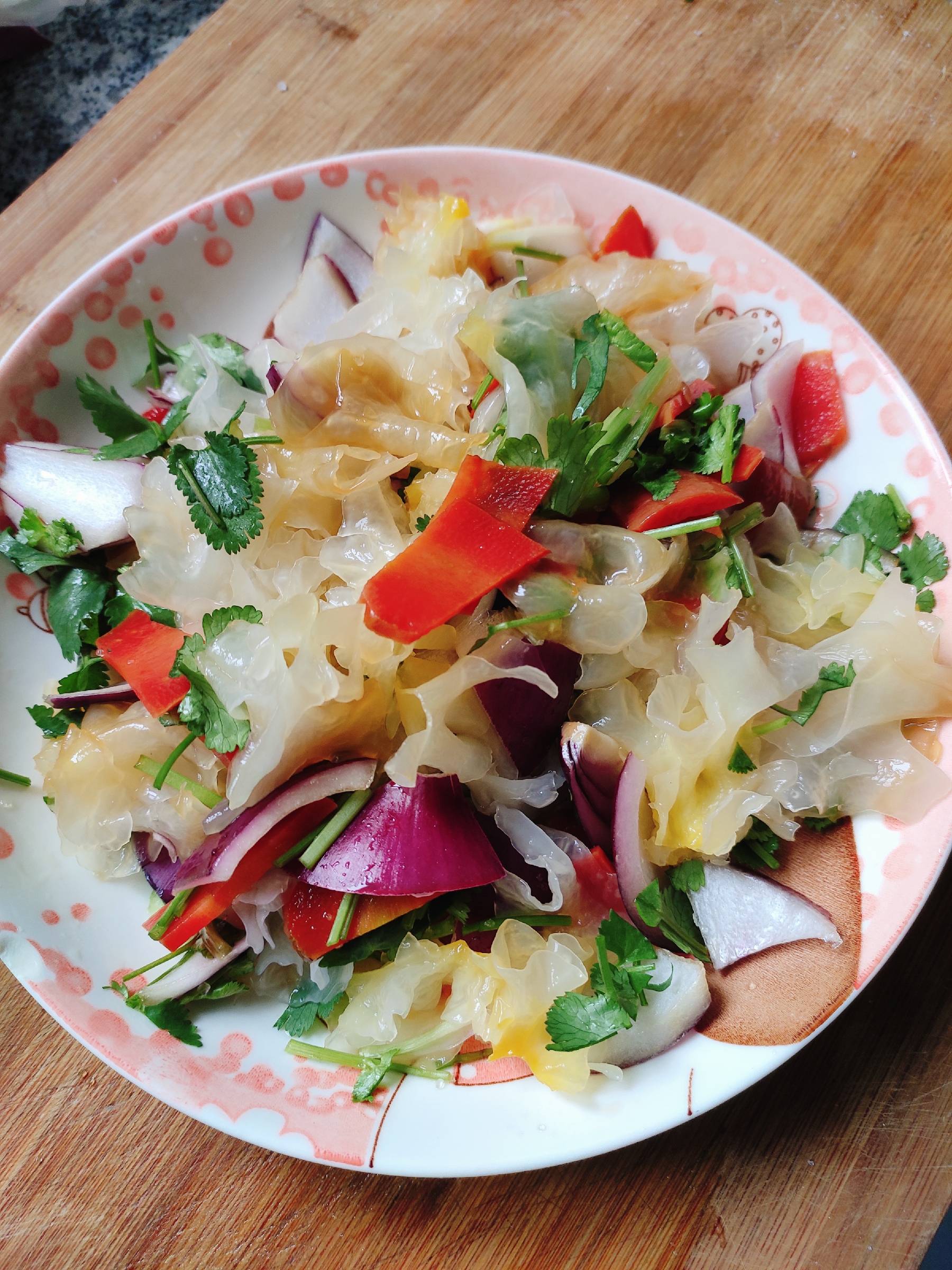 涼拌鮮銀耳的做法-酸甜味拌菜譜