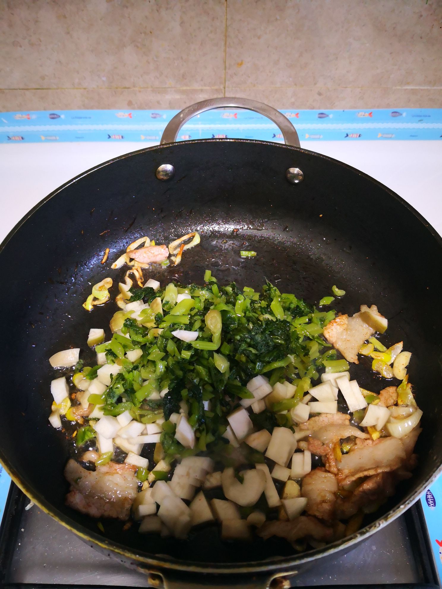 炒咸菜的做法-家常味炒菜譜