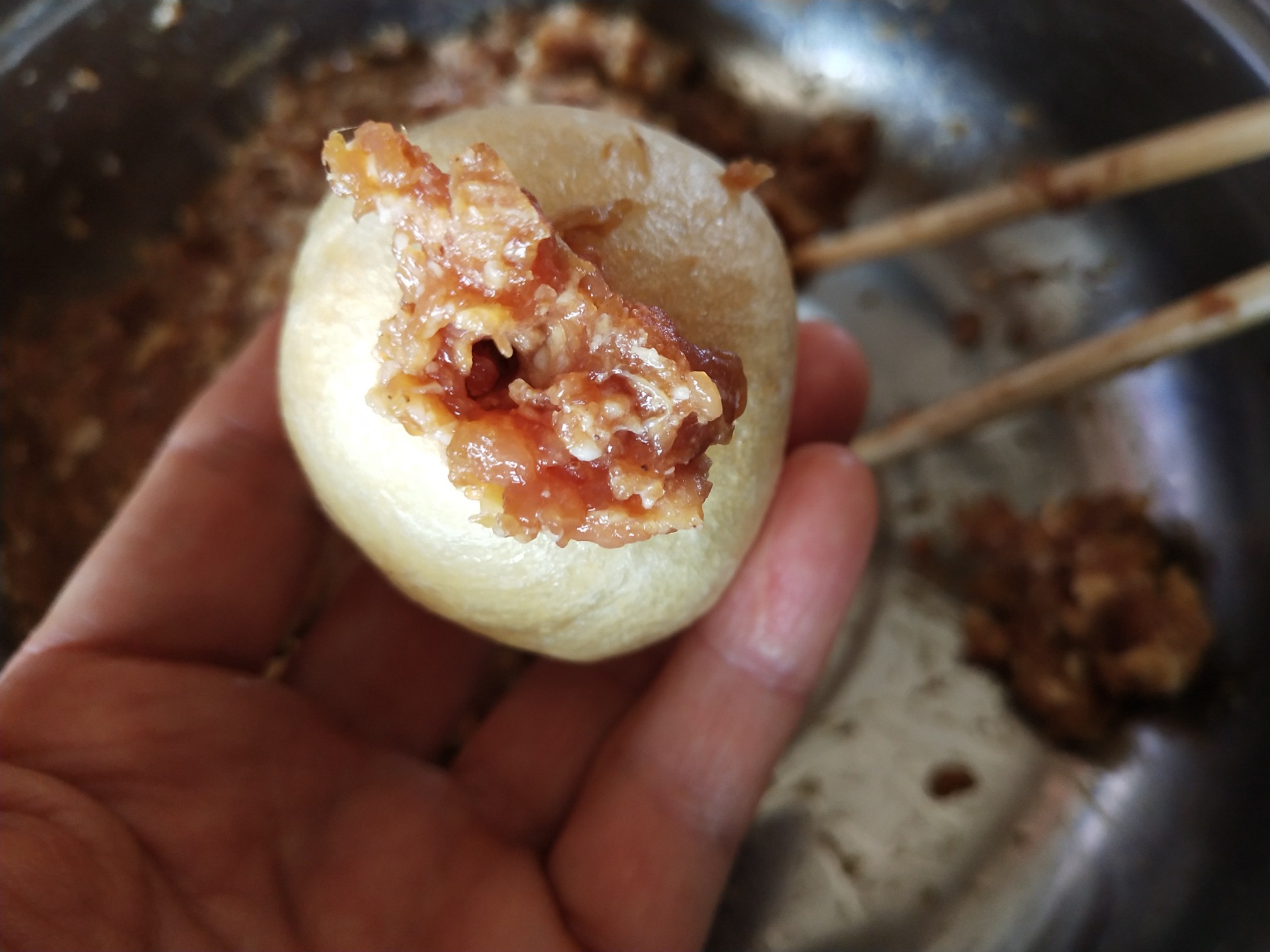 油面筋釀肉的做法-咸鮮味煮菜譜