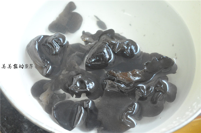 木耳燴腐竹的做法-家常味炒菜譜