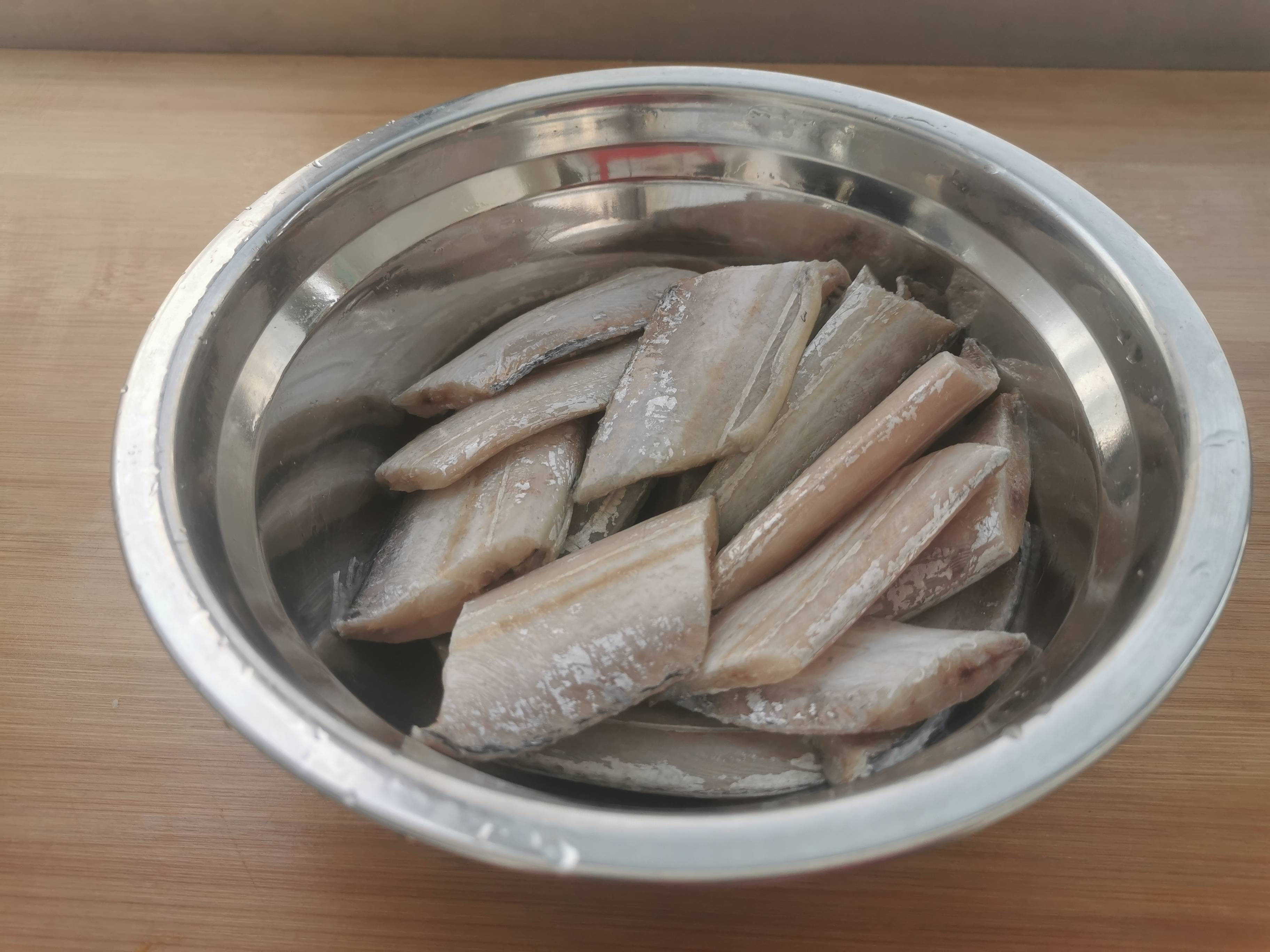 干炸帶魚的做法-其它口味炸菜譜