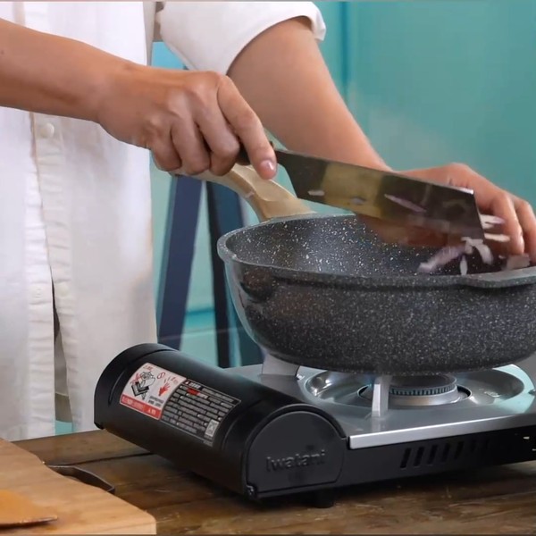 戴軍下廚做湯小調壽喜鍋,超鮮的做法-咸鮮味煮菜譜-易網健康養生網 戴軍下廚做湯小調壽喜鍋,超鮮的做法-咸鮮味煮菜譜