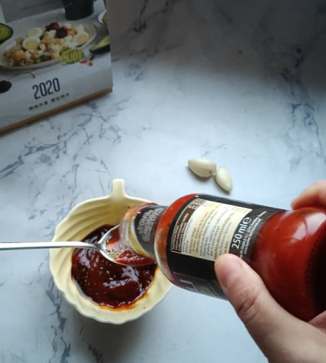 番茄辣醬杏鮑菇的做法-酸辣味煎菜譜-易網健康養生網 番茄辣醬杏鮑菇的做法-酸辣味煎菜譜