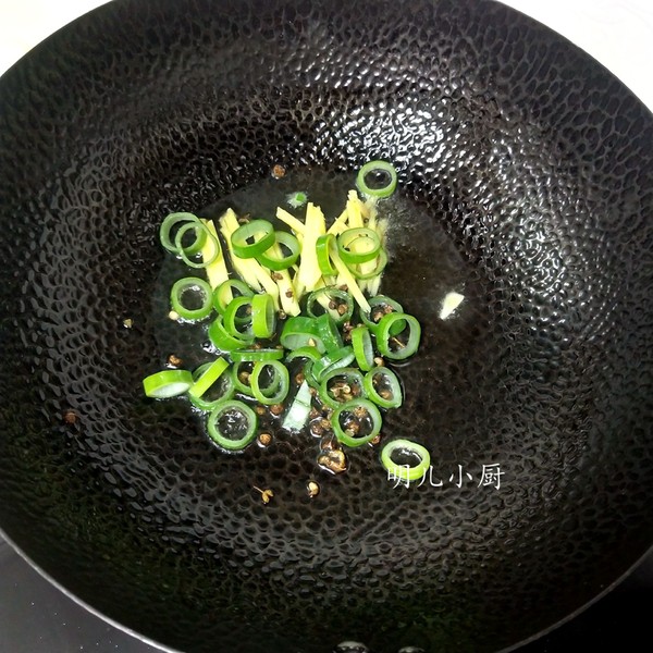 辣爆扇貝的做法-香辣味炒菜譜-易網健康養生網 辣爆扇貝的做法-香辣味炒菜譜