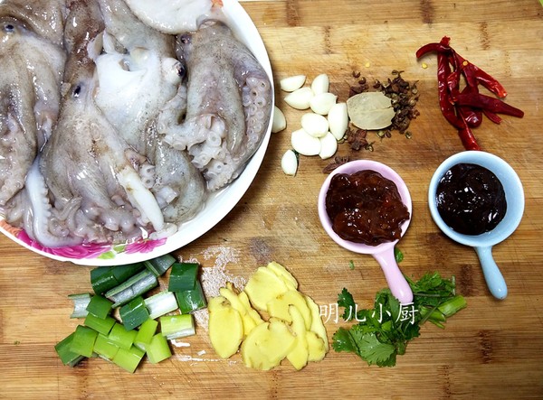 爆頭八爪魚的做法-家常味燉菜譜