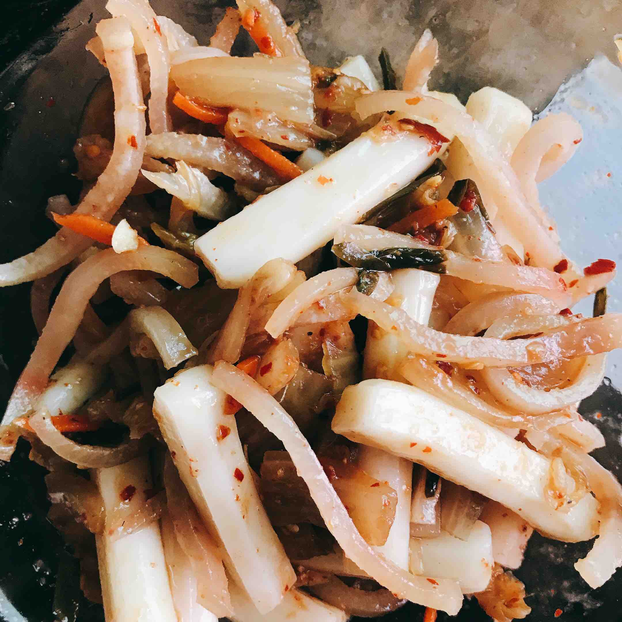 豬皮泡菜烤年糕的做法-酸辣味烤菜譜