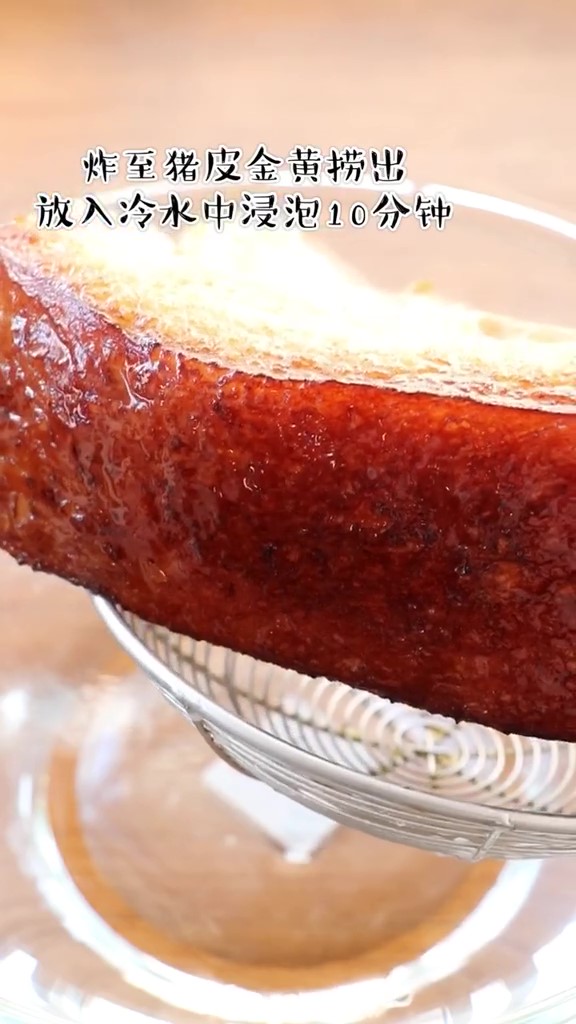 年夜飯食譜四：軟爛入味梅菜扣肉，太太太好吃了吧的做法-家常味煮菜譜