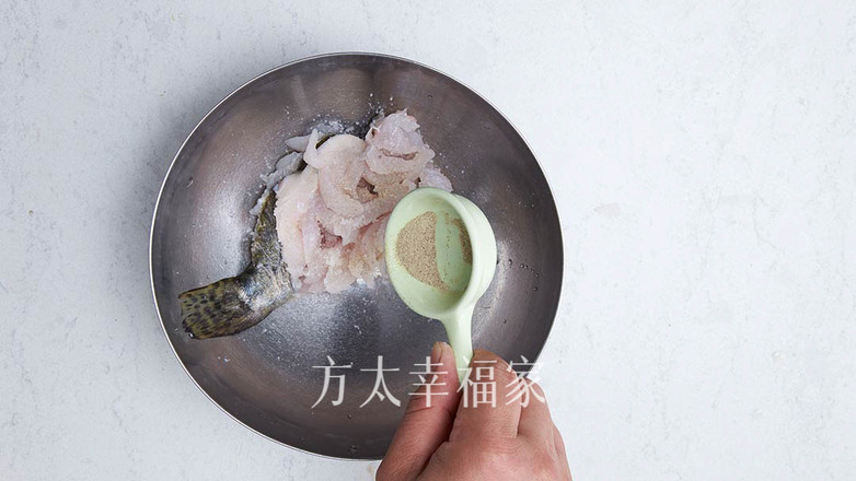 #年味美食合輯#酸甜誘人松鼠桂魚的做法-酸甜味炸菜譜