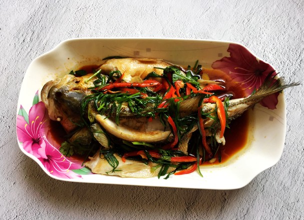 蔥香鱸魚的做法-家常味蒸菜譜