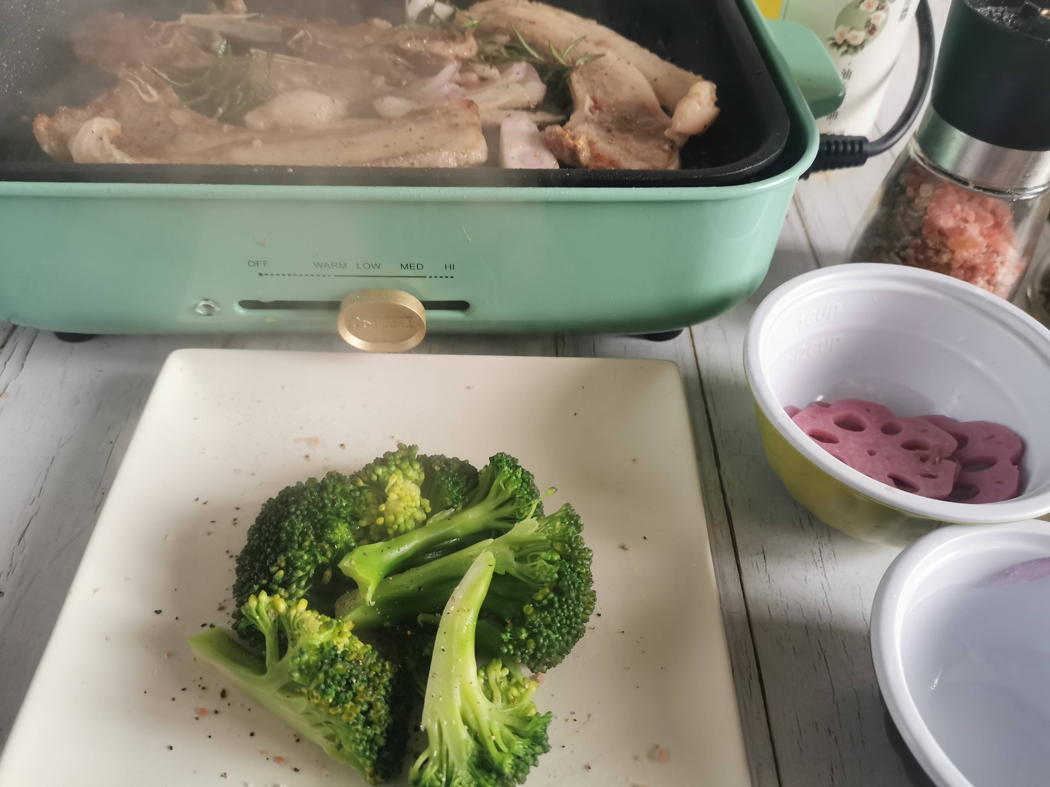 法式羊排的做法-咸鮮味煎菜譜