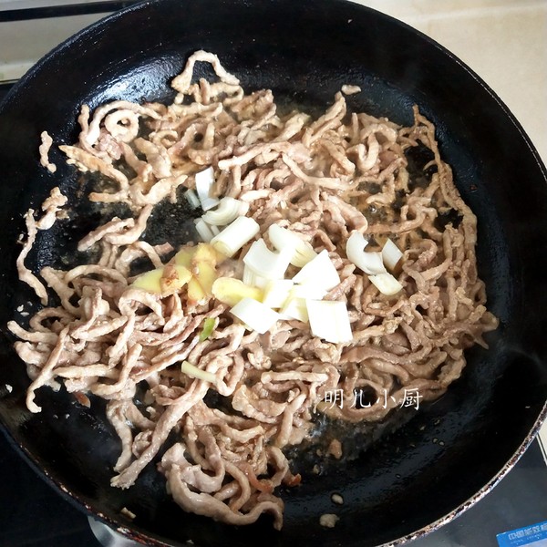 青椒炒肉絲的做法-家常味炒菜譜