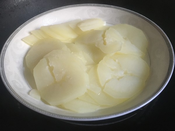 水晶土豆丸子的做法-家常味蒸菜譜