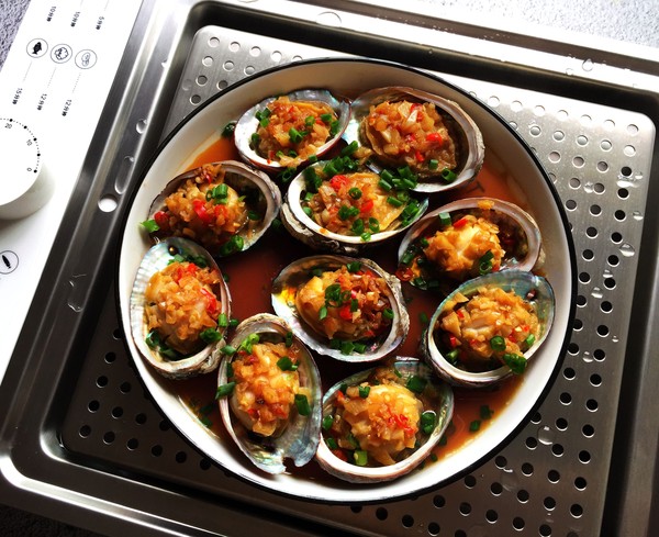 金銀蒜蒸鮑魚的做法-蒜香味蒸菜譜