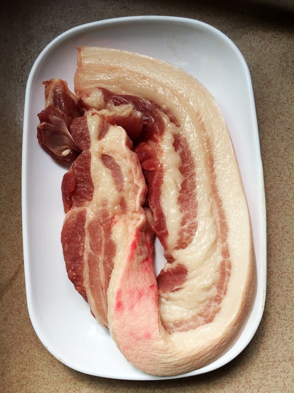 土豆粉蒸肉的做法-咸鮮味蒸菜譜