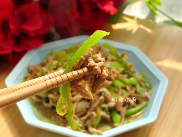 青椒炒肉絲的做法-家常味炒菜譜
